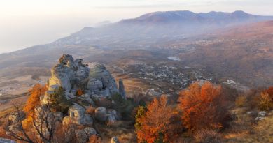 Остановка на маршруте — Демерджи (Долина приведений)