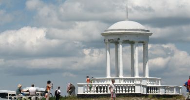 Панорамный вид: Серебряная беседка